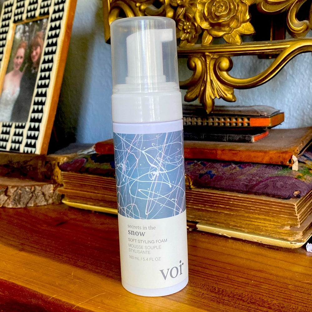 NWT Voir Secrets in the Snow: Soft Styling Foam Mousse 5.4 oz Full Size